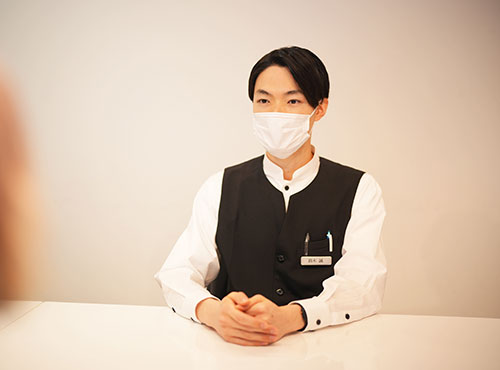 スタッフインタビュー